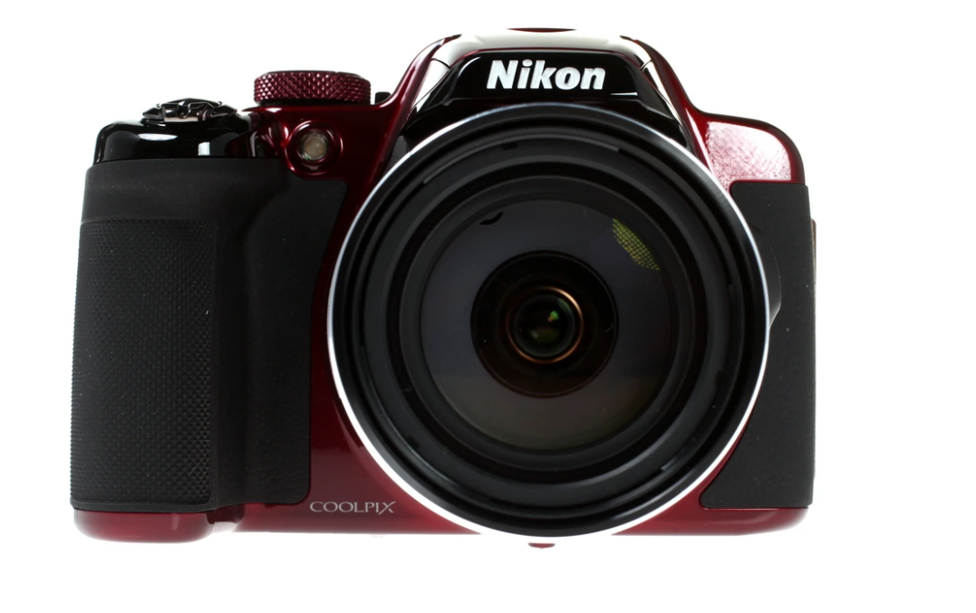 Фотоаппарат Nikon Coolpix P520, красный