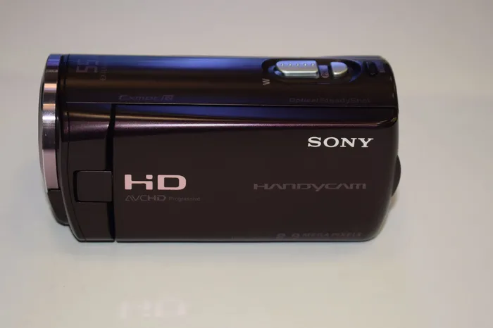 Видеокамера SONY HDR-CX250E, коричневый, Ресейл