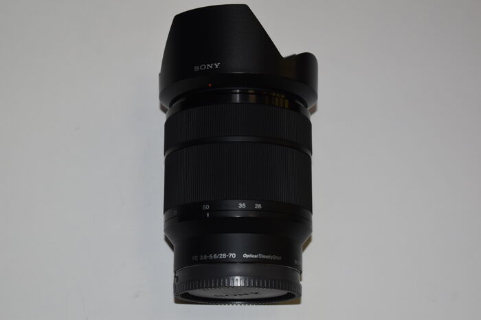 Объектив SONY 28 -70 MM F3.5.5.6 OSS Ресейл