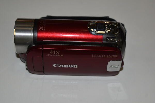 Видеокамера Canon LEGRIA FS200 Ресейл