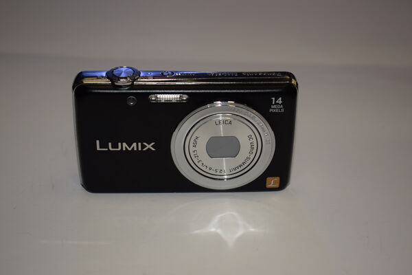 Фотоаппарат Panasonic Lumix DMC-FS40 Ресейл