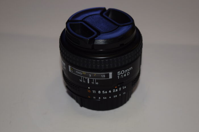 Объектив Nikon 50mm f/1.4D AF Nikkor Ресейл