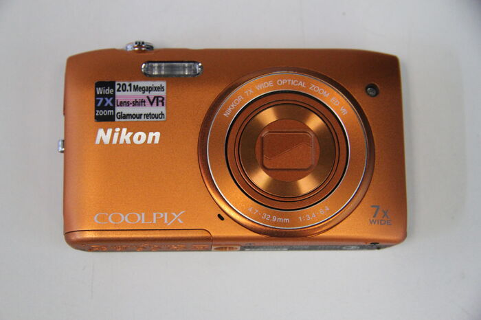 Фотоаппарат Nikon Coolpix S3500 Ресейл
